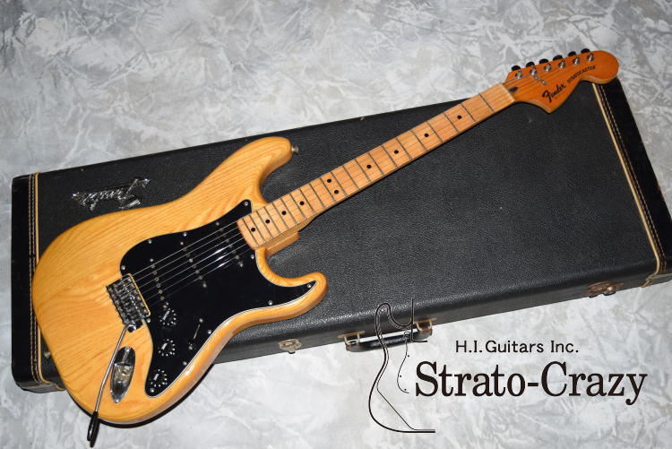 fender stratocaster natural black pickguard